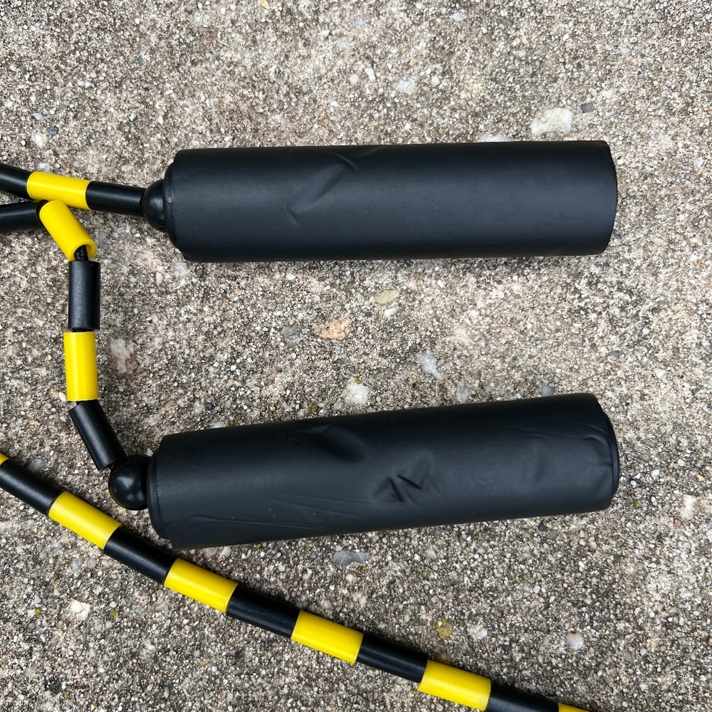 Adult Exercise Jump Rope - Picture 3 of 3